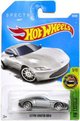 Aston Martin DB10